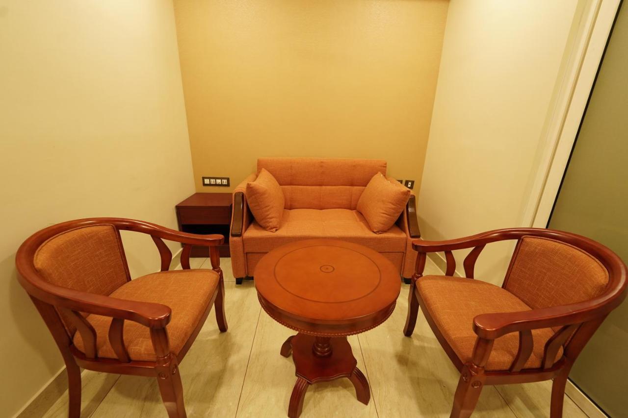 Hotel Newline Orchid Guruvayur Exterior photo