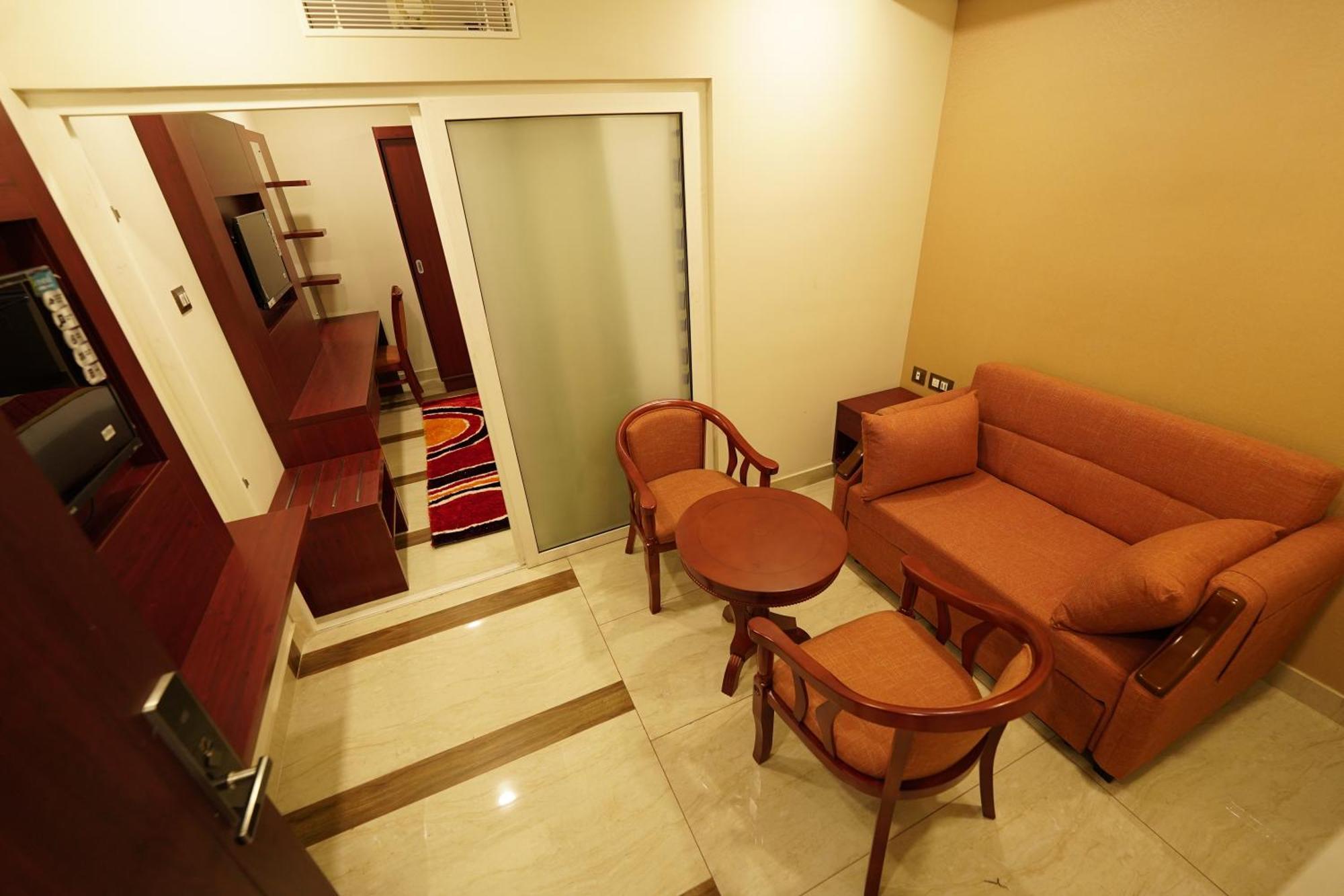 Hotel Newline Orchid Guruvayur Exterior photo